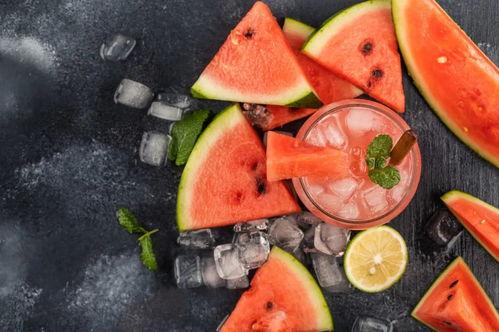 吃瓜相关视频怎么做的,轻松吸睛的短视频攻略