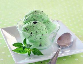 吃瓜牛奶蜜瓜口味雪糕视频,吃瓜牛奶蜜瓜口味雪糕，口感盛宴来袭！