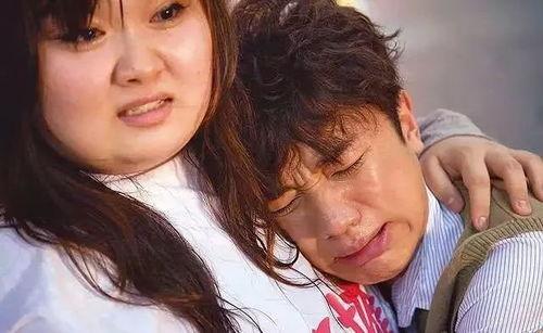 陈嘉佳吃蜜瓜视频大全下载,甜蜜瞬间，尽收眼底