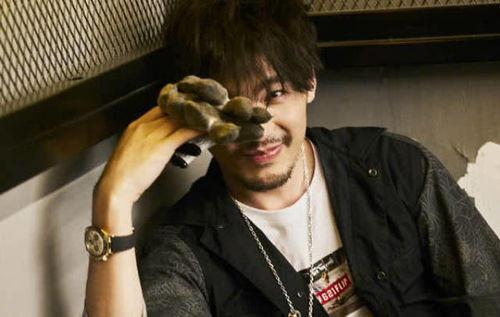 白宇最新吃瓜事件视频播放,网友热议不断！